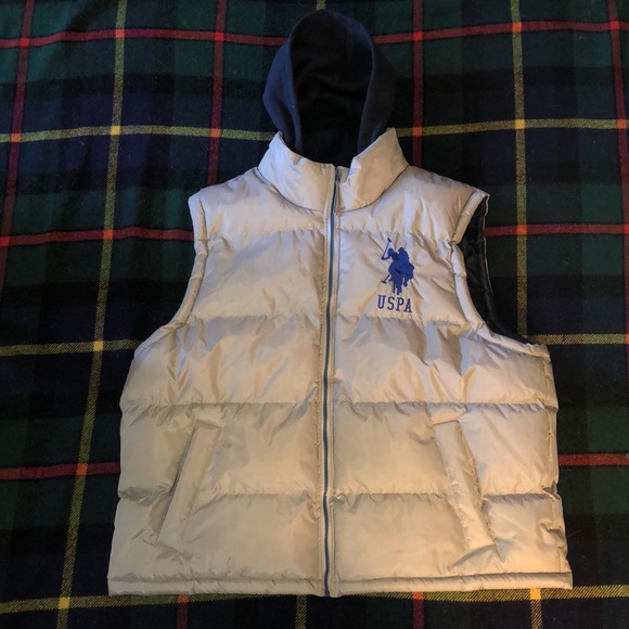 US Polo Assn. NWT•Silver Puffer Vest w/SweatHood - Picture 11 of 11